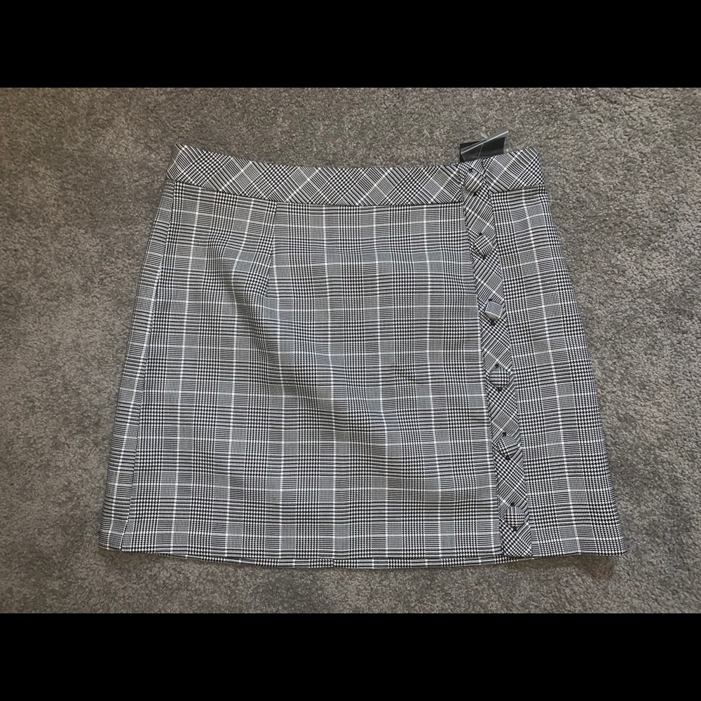 Plaid button front zip up skirt